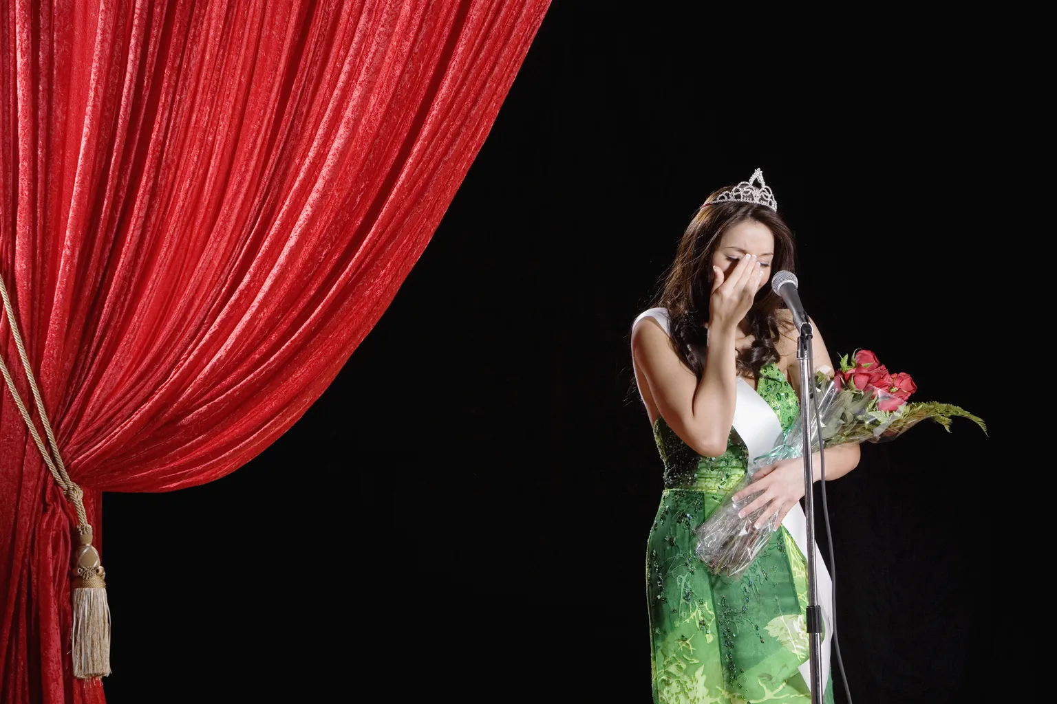 终极美女:分析股票表现不佳和潜在价值陷阱