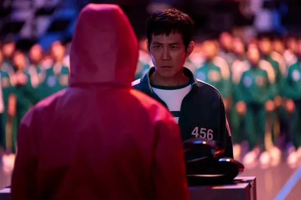 Netflix的观众说，当他们看到《鱿鱼游戏》第二季的预告片时，他们感到“不寒而栗”