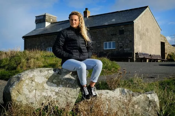 补选候选人在价值200万英镑的色情网站敲诈阴谋中被政党放弃